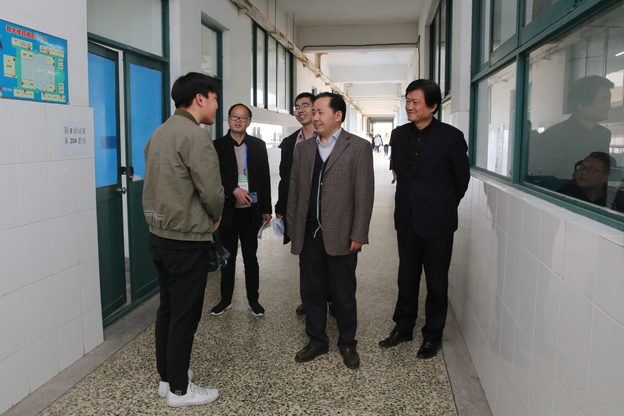 1555320807303073045.jpg B22A1927.jpg