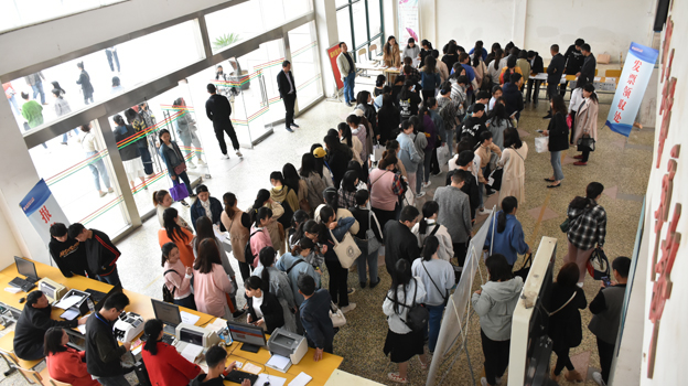 1555320895537080567.jpg JCL_0431.jpg