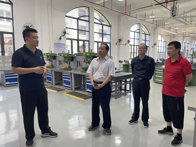 1623750944759025506.jpg 23.jpg