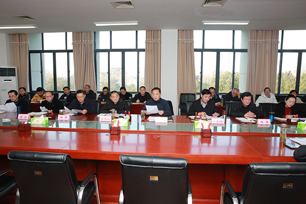 1642342103402005645.jpg B22A0820.jpg