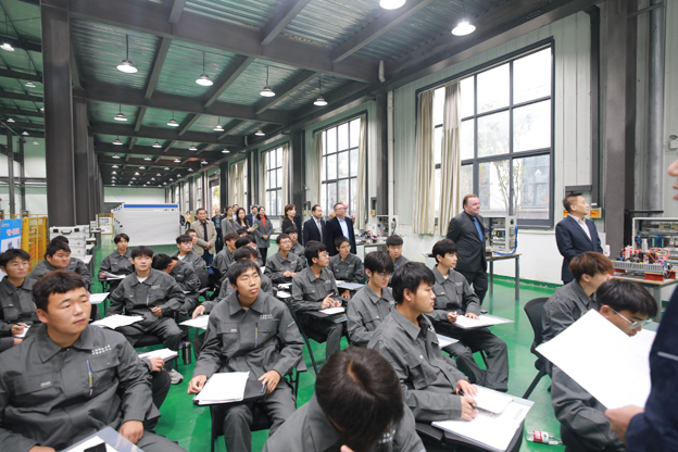 1669886018034094979.jpg 6B6A8775.jpg