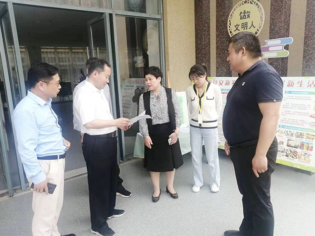 1682043901395094677.jpg 走访幼儿园照片1.jpg