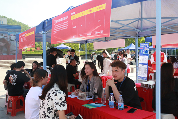 1714295007597008645.jpg 4.jpg