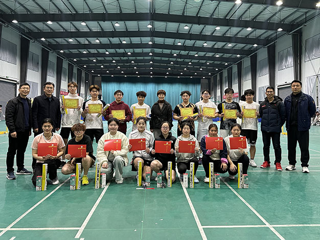 2025年阳光杯羽毛球比赛1 拷贝.jpg