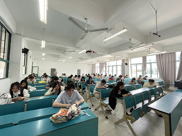 第十一届科普知识大赛照片2 拷贝.jpg