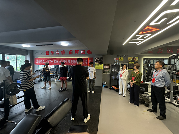 321448d238b805b2a936354f449aece 拷贝.jpg