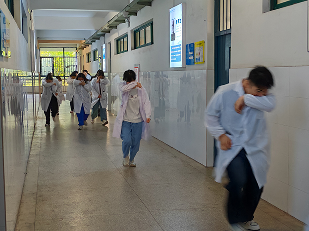 6211353b6d51bf6a429c0fdc44b58b6 拷贝.jpg