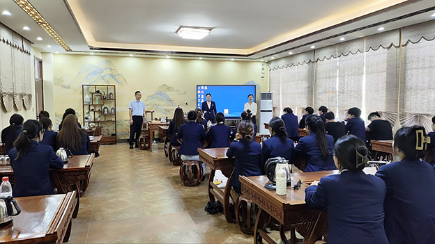 新闻稿照片 拷贝.jpg