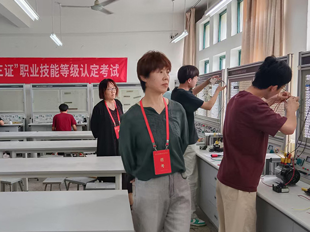 e18955693600f11944a7a84bc8bc457 拷贝.jpg