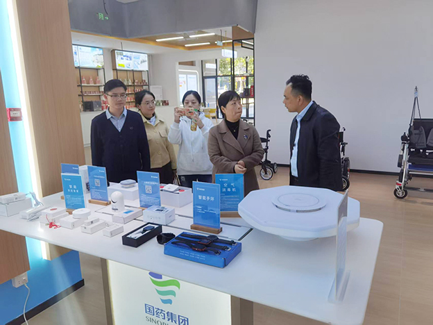 beat365中文官方网站医学院与国控创智携手共建智慧养老产业学院2 拷贝.jpg