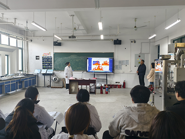 20AC8A1847BBAB0AF4C6ECD707EA1AF0 拷贝.jpg