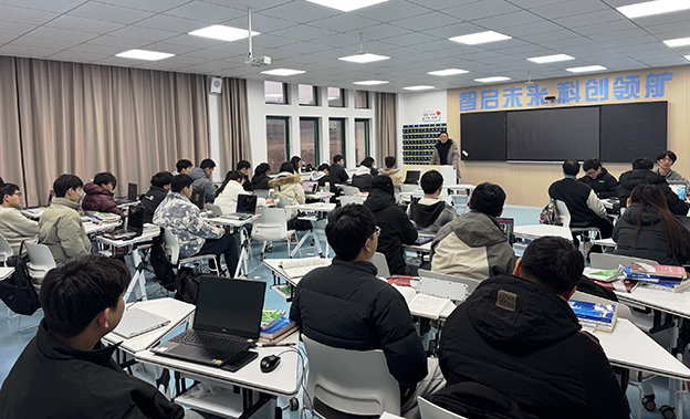 智能制造学院举办征兵政策专题讲座 拷贝.jpg