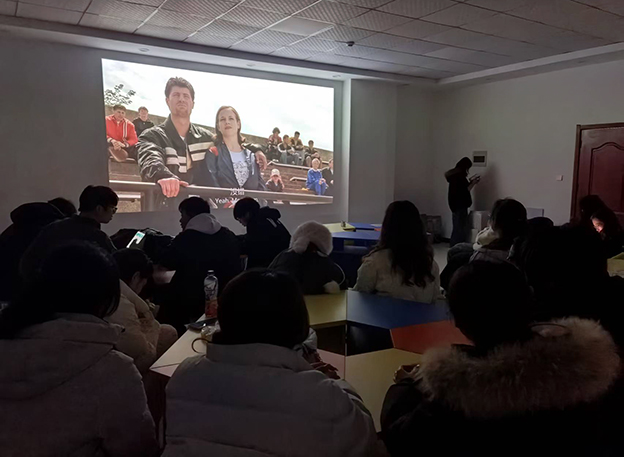 二、心理主题观影活动 拷贝.jpg